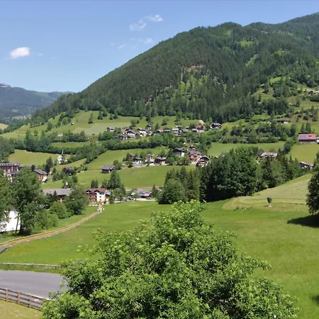 Διαμέρισμα Rmg Family *